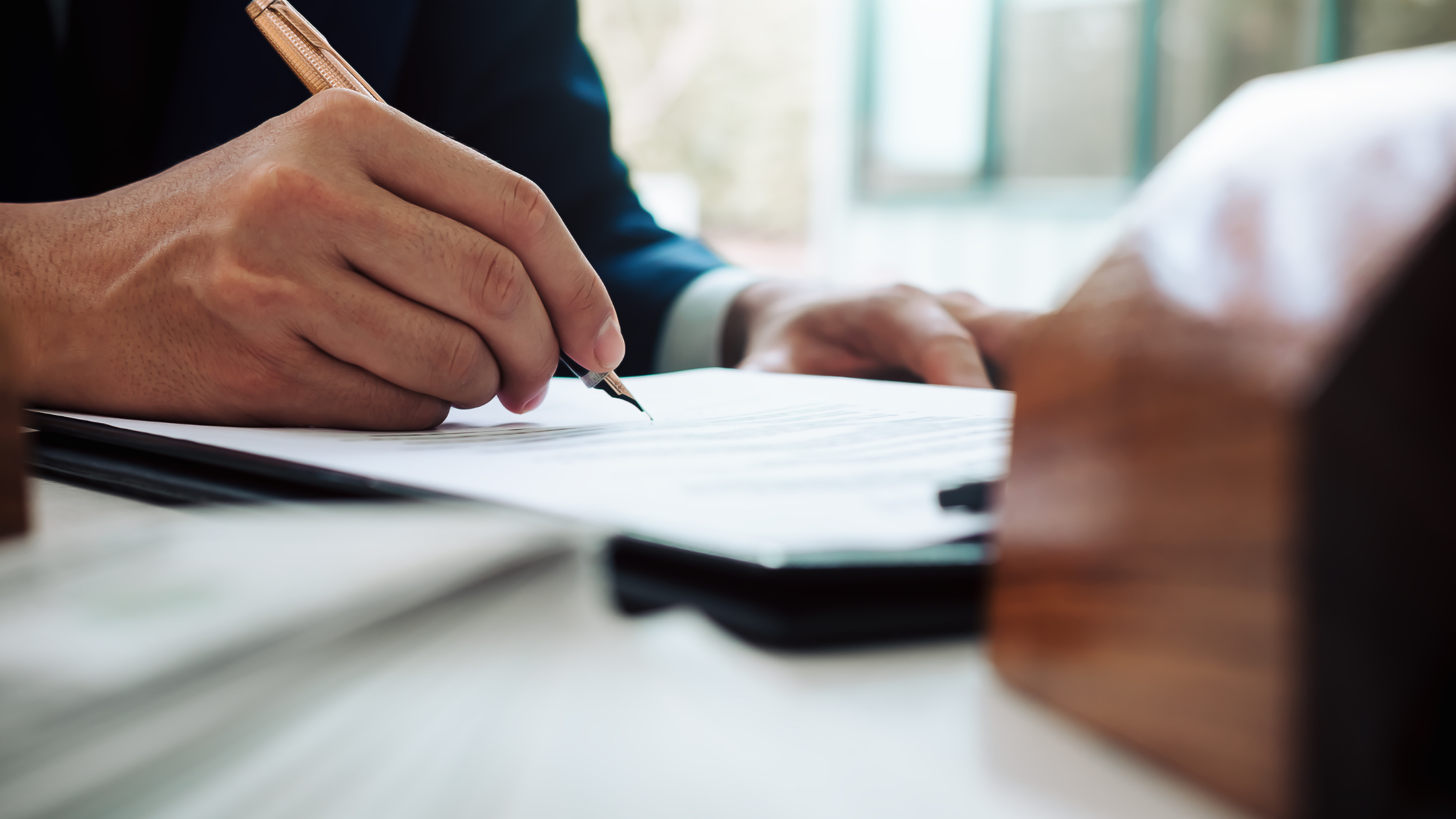 Umowa o pracę czy umowa zlecenie?
